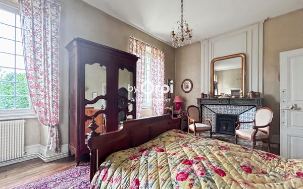 Maison à vendre    14 pièces •  Doyet