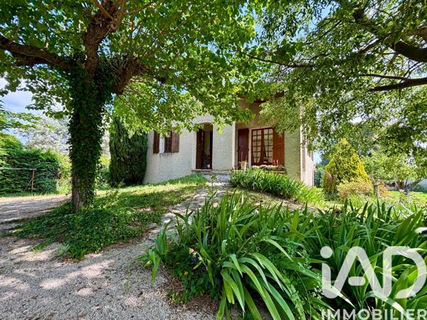 Maison à vendre 4 pièces 97 m² Saint-Saturnin-lès-Avignon