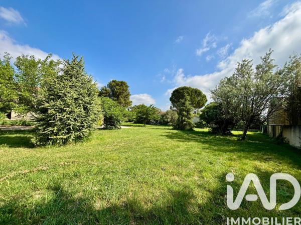 Maison à vendre 4 pièces 97 m² Saint-Saturnin-lès-Avignon
