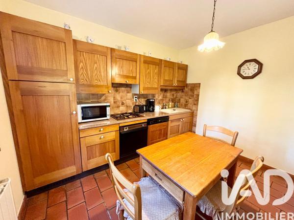 Maison à vendre 4 pièces 97 m² Saint-Saturnin-lès-Avignon