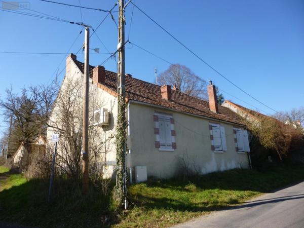 Maison à vendre à Cosne-Cours-sur-Loire dans la Nièvre (58200), ref : ST 252