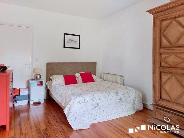 CAUDÉRAN CENTRE – APPARTEMENT T3 DE 72 m² AVEC BALCONS, PARKING, ASCENSEUR ET VUE DÉGAGÉE