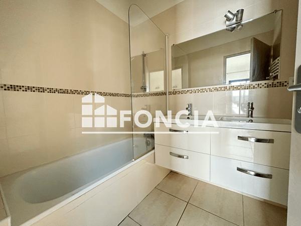 Location Appartement 3 pièces 72.42 m² - 18 BIS AVENUE DE VERDUN Mireval 34110
