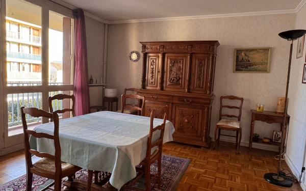 Appartement à vendre    3 pièces • 81,50 m2 Romans-sur-Isère