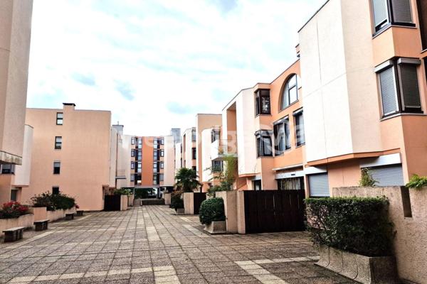 Appartement à vendre 3 pièces de 70,51 m² à Guyancourt