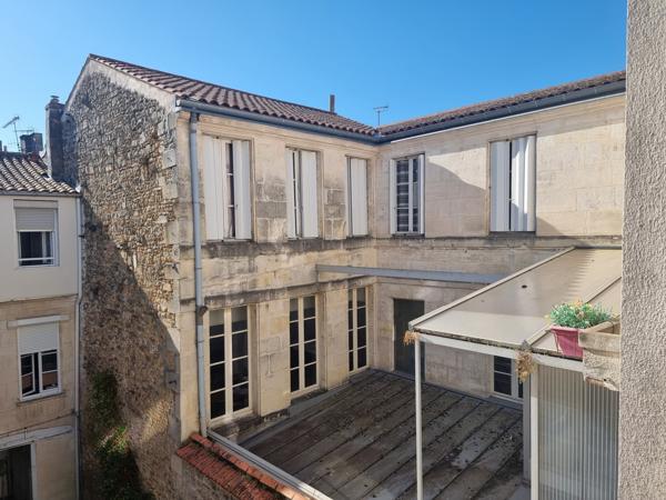 Appartement
                                                                                                                                                                                                                                                                                                                        4 pièce(s)                                                                                                                                                                                                                                                                                                                              86  m²