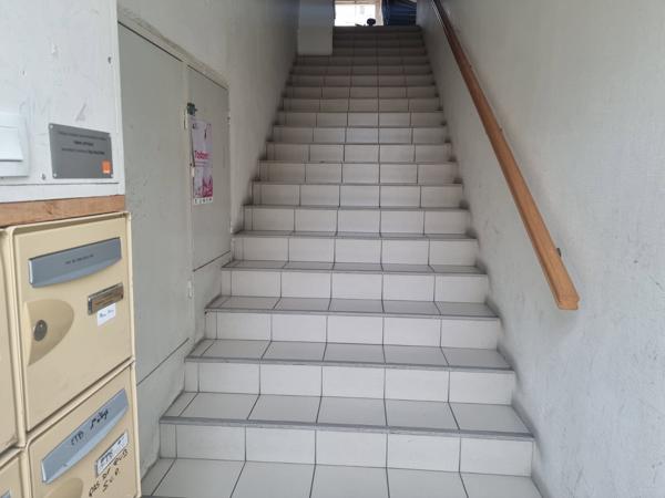 Appartement
                                                                                                                                                                                                                                                                                                                        4 pièce(s)                                                                                                                                                                                                                                                                                                                              86  m²