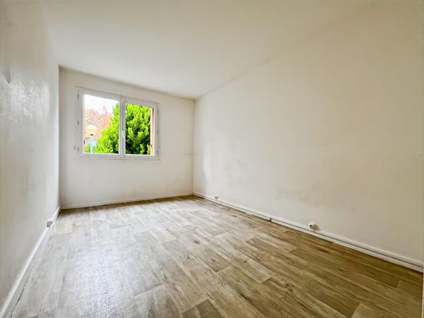 Appartement Saint Fargeau Ponthierry 3 pièce(s) + BOX + CAVE