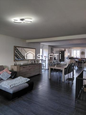 Maison 211 m²  -6 pièces - fort potentiel