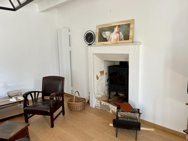 SOUS OFFRE Maison de bourg rénovée PLUVIGNER