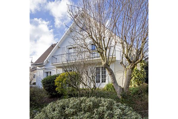 GRANDE MAISON INDEPENDANTE AVEC JARDIN PROCHE GARE SARCELLES SAINT BRICE Sarcelles (95200)