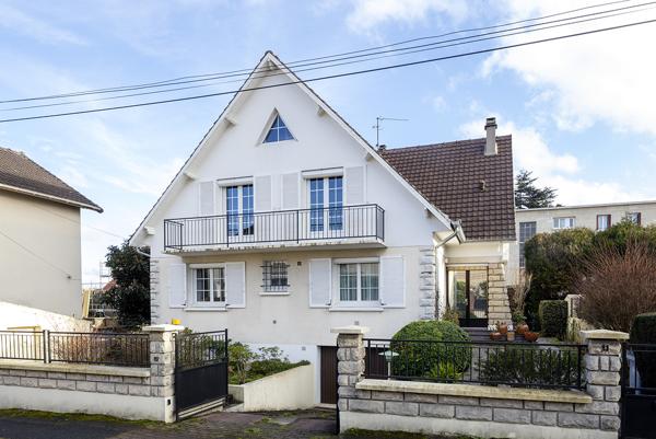 GRANDE MAISON INDEPENDANTE AVEC JARDIN PROCHE GARE SARCELLES SAINT BRICE Sarcelles (95200)