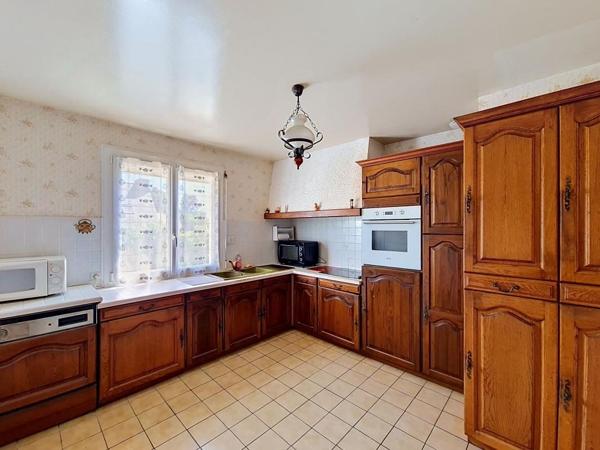 LANESTER : Maison de plain-pied sur sous-sol complet