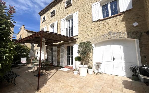 Maison à vendre    6 pièces •  Montfavet - Avignon