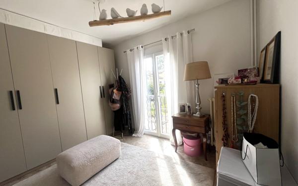 Maison à vendre    6 pièces •  Montfavet - Avignon