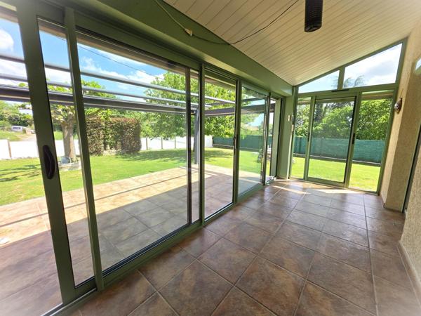 Maison t5 de 120-m² avec jardin et piscine