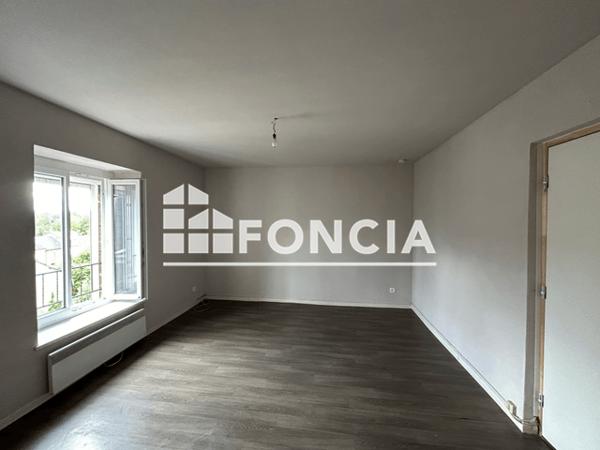 Location Studio 23.36 m² - 1 RUE VICTOR HUGO Charleville-mezieres 08000
