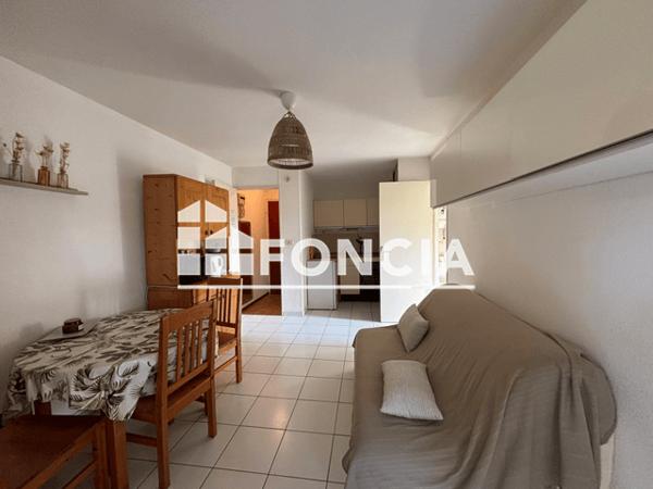 Location Studio meublé 25.24 m² - AVENUE DE LA MER Bormes Les Mimosas 83230