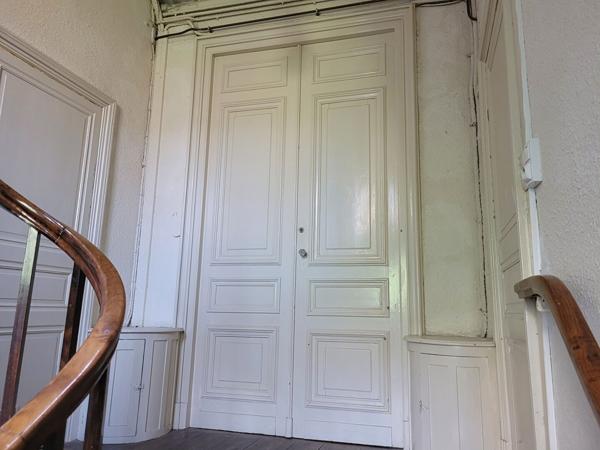 ROCHEFORT hyper centre - appartement lumineux de 76 m² de type 3 - cave privative - local à vélo