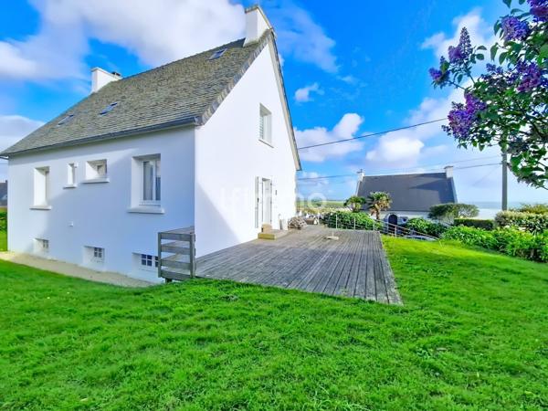 Maison, 6 pièces de 170 m² à Saint-Nic 29550