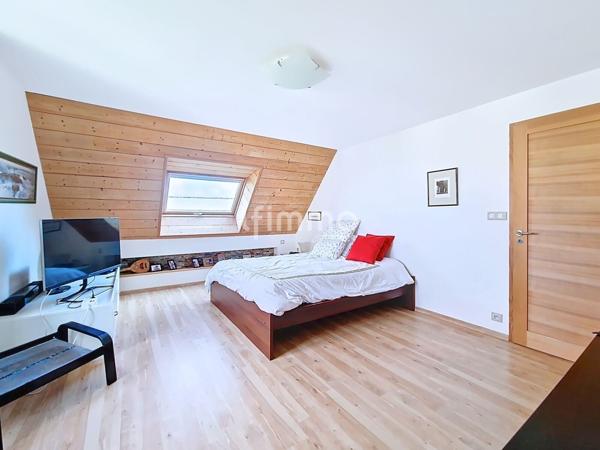Maison, 6 pièces de 170 m² à Saint-Nic 29550