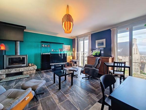 Maison, 6 pièces de 170 m² à Saint-Nic 29550