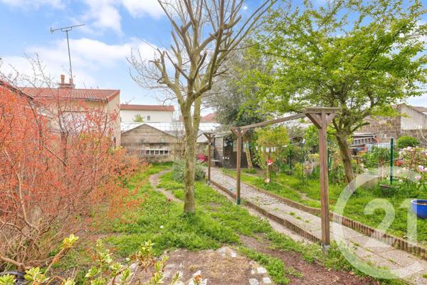 Maison à vendre  5 pièces - 90 m2 LA COURNEUVE - 93