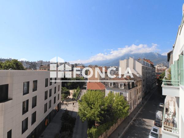 Location Appartement meublé 3 pièces 59.12 m² - 4 RUE AUGEREAU Grenoble 38000