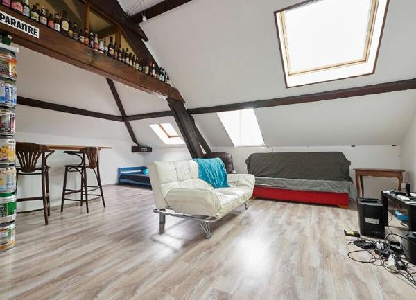 Maison à vendre    6 pièces •  Montceau-les-Mines