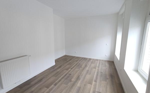 Maison à louer    4 pièces • 115 m2 Hazebrouck