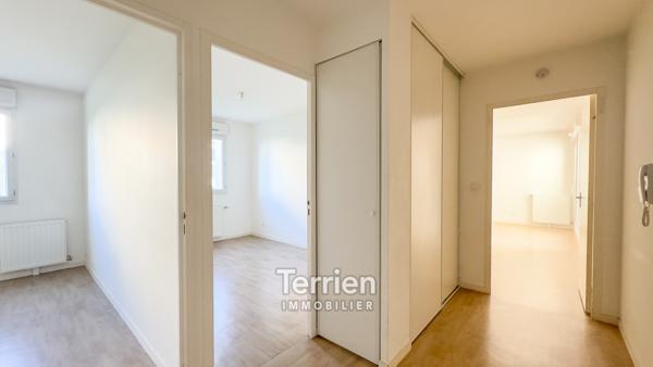 Appartement trois pièces bien agencé. Les Ponts-de-Cé (49130)