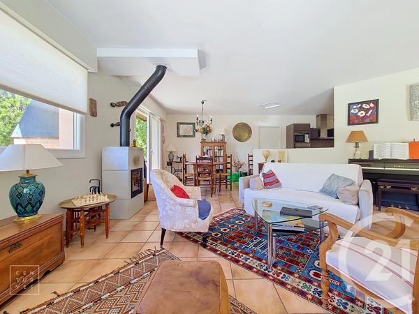 Maison à vendre  5 pièces - 131 m 2   LE SOLER  - 66