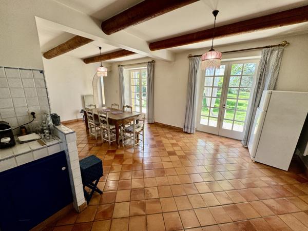 Mas Provençal entièrement rénové Piolenc (84420)