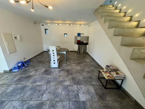 Mas Provençal entièrement rénové Piolenc (84420)