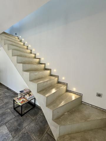 Mas Provençal entièrement rénové Piolenc (84420)