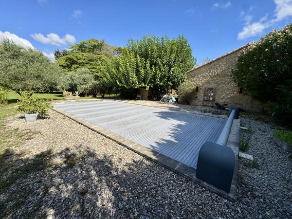 Mas Provençal entièrement rénové Piolenc (84420)