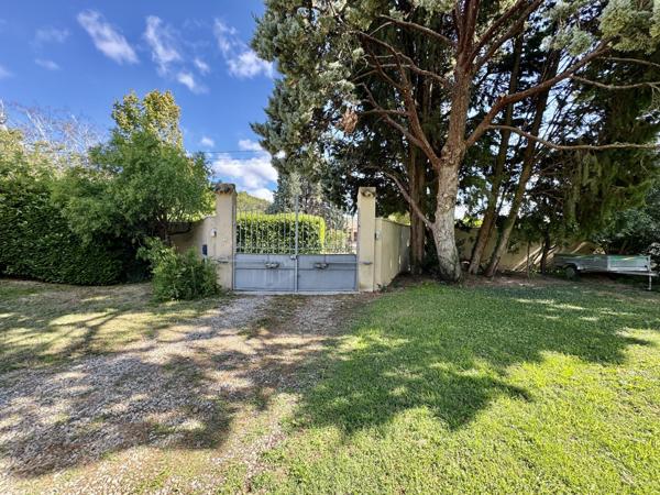 Mas Provençal entièrement rénové Piolenc (84420)