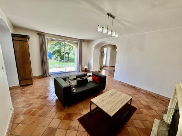 Mas Provençal entièrement rénové Piolenc (84420)