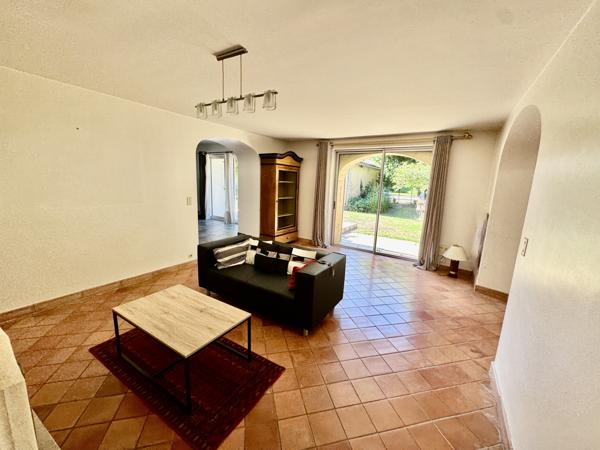 Mas Provençal entièrement rénové Piolenc (84420)