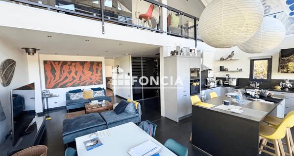 Location Appartement meublé 4 pièces 146.33 m² - Saint-julien-en-genevois 74160