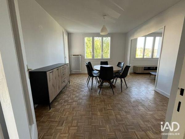 Location appartement 3 pièces 71 m² Vienne