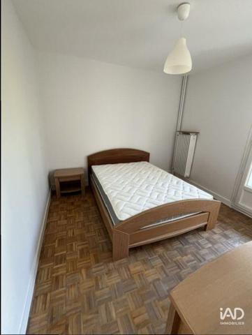 Location appartement 3 pièces 71 m² Vienne