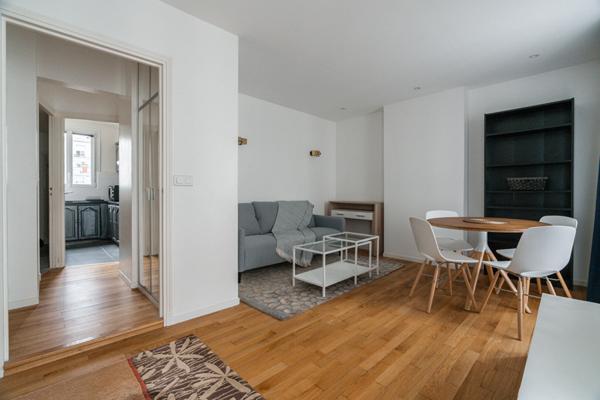 Appartement Paris 2 pièce(s) 43.95 m2