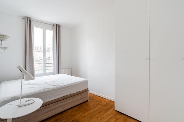 Appartement Paris 2 pièce(s) 43.95 m2