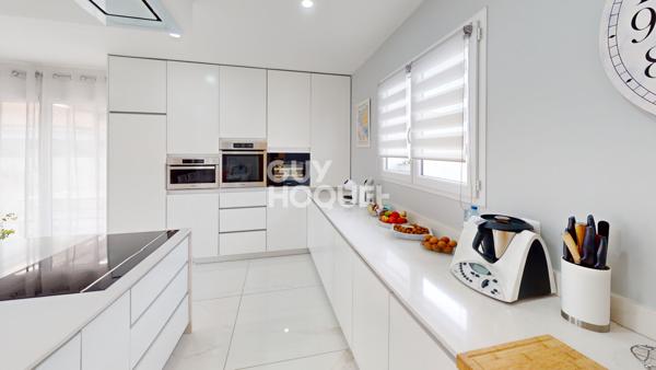 Maison moderne + dépendance à Mimizan bourg