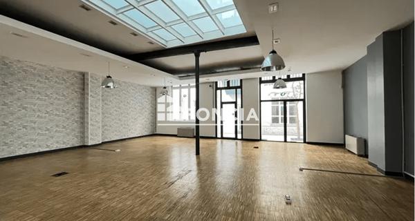 Location Local commercial 817.57 m² - Levallois-perret 92300