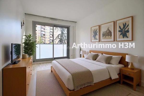 Vente Appartement 3 pièces 78 m2 à Paris 19