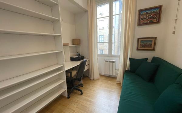 Appartement à louer    3 pièces • 126,32 m2 Lyon 2