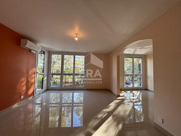 Appartement Saint Raphael 3 pièce(s) 76.76 m2
