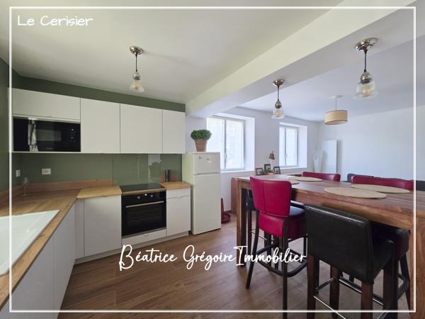 Maison
         10 pièces
        - 350 m² Bien prestige 1 560 000 € *